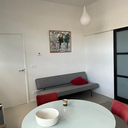 28a5 With Free Parking Place Bed & Breakfast *
