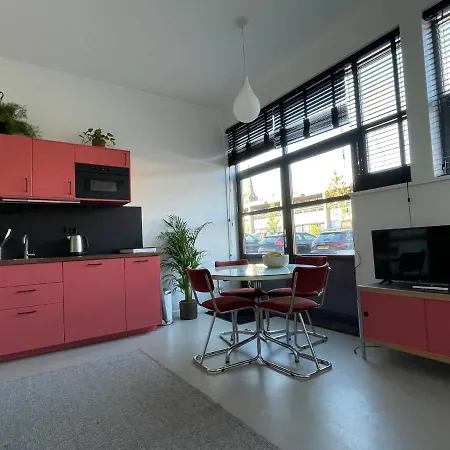 Bed & Breakfast 28a5 With Free Parking Place