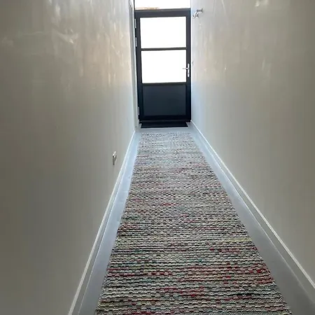 28a5 With Free Parking Place 3*