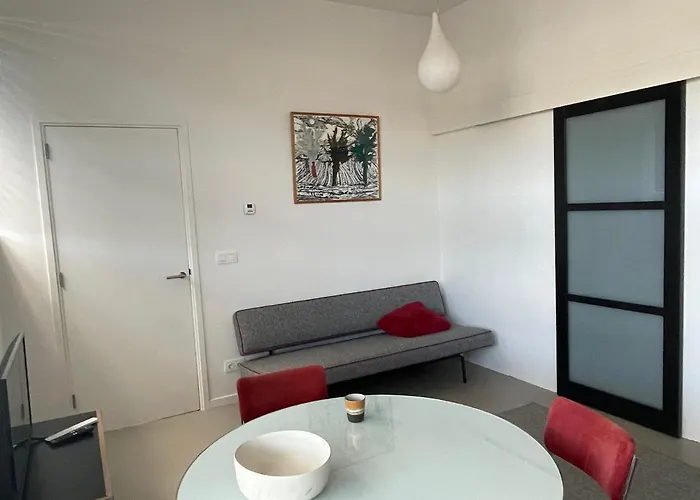 28a5 With Free Parking Place Pensión 4*