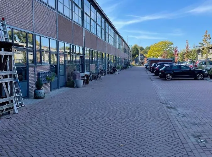 28a5 With Free Parking Place 3* Amsterdam